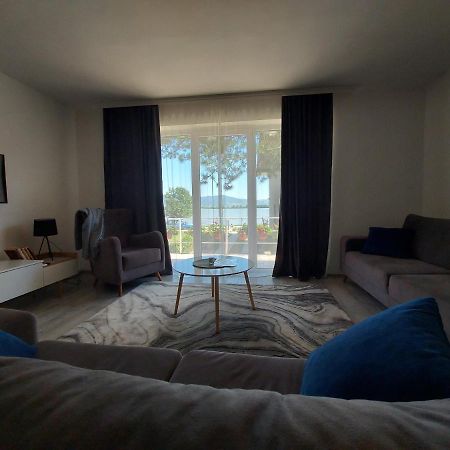 Fenix Apartment & Rooms Vinci Екстериор снимка